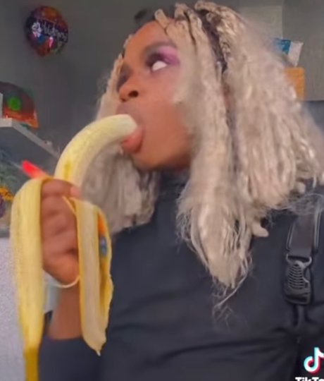 The Banana Queen_ art pornstar img