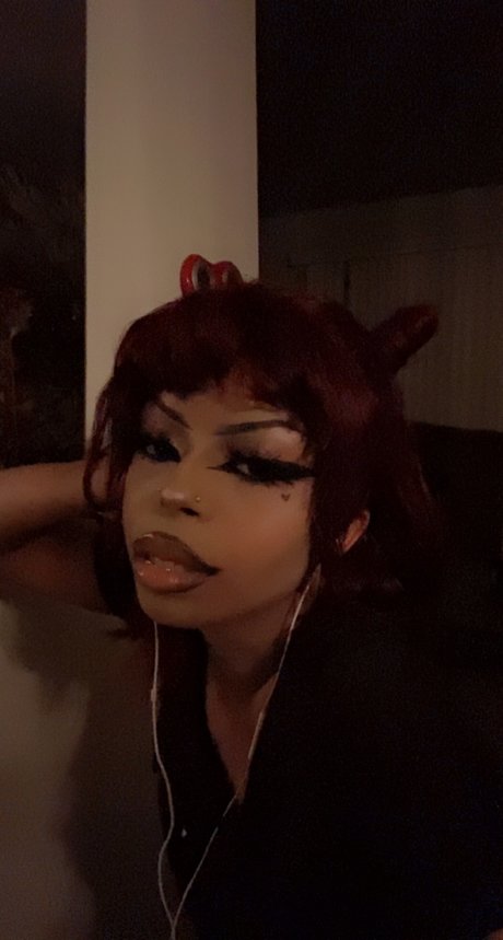 Ratzbrat beautiful model photos