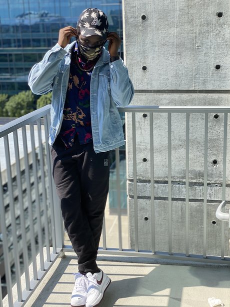 Blossom Titus model sexy photo