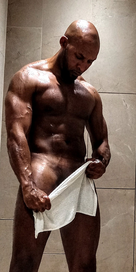 Ramsees Massage xxx model pictures