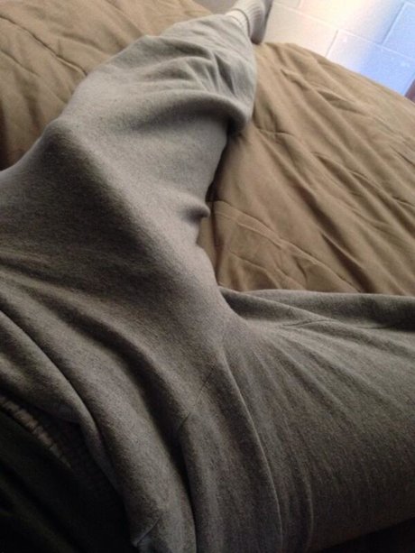 OfficiallyStroked sex actress img