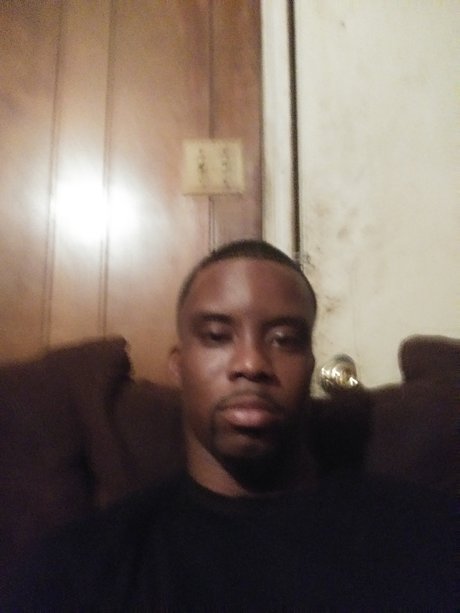 Tavian Shackelford erotic model photos