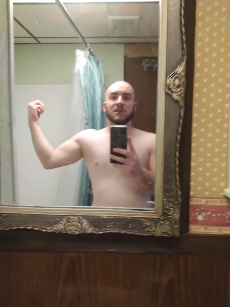 Joseph Yeomans pornographic model images