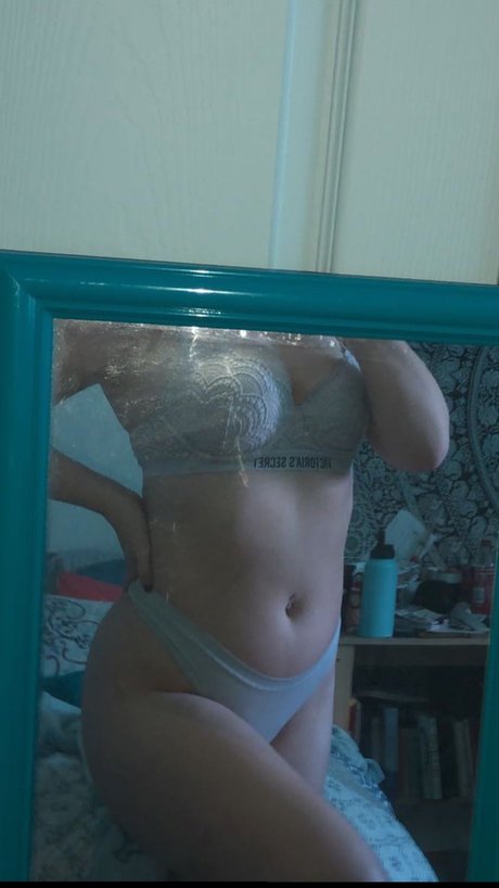 Tiffany Jo model erotic photos