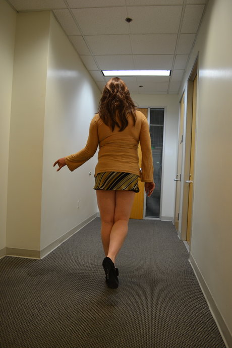 Roxie Jade naked actress archive