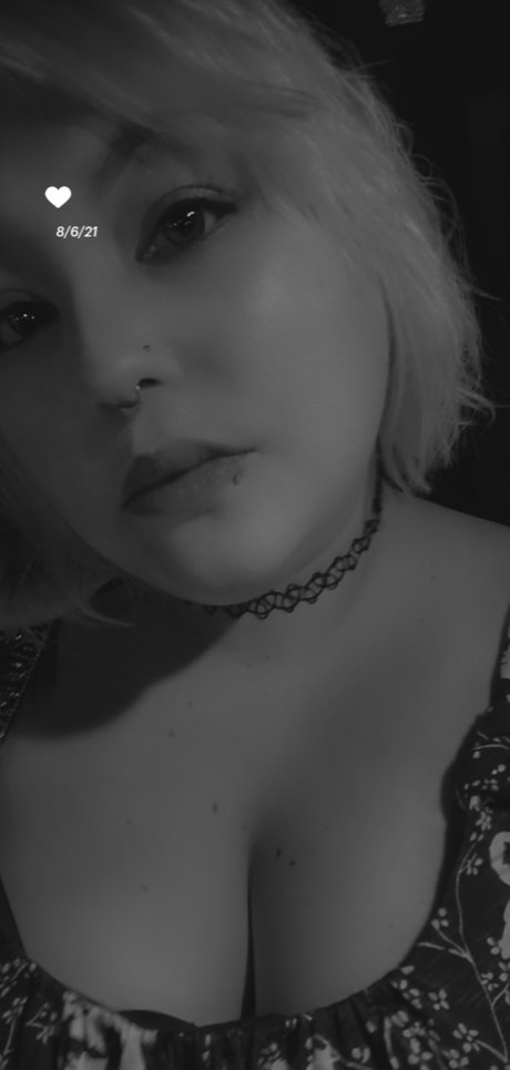 sara gray pornstar naked img