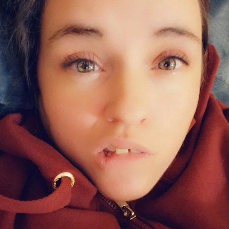 Tiffani Simon high quality star pics