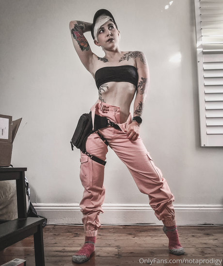 big tits cougar onlyfans porno picture