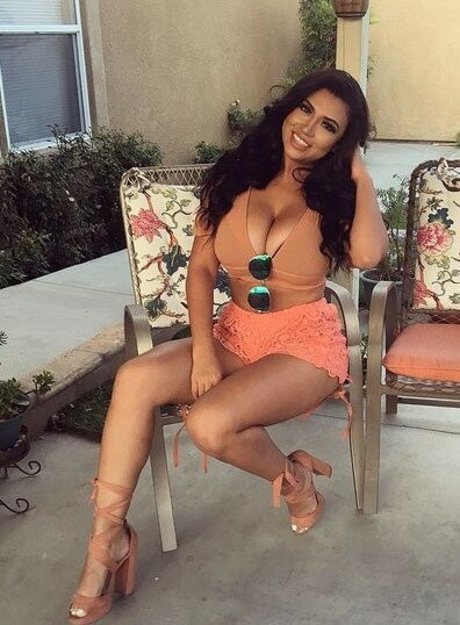 Priscilla Stephanie star sexy pictures