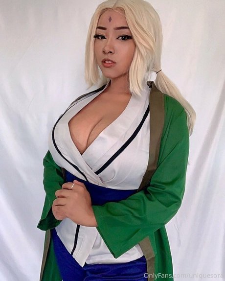 Uniquesora erotic model pics