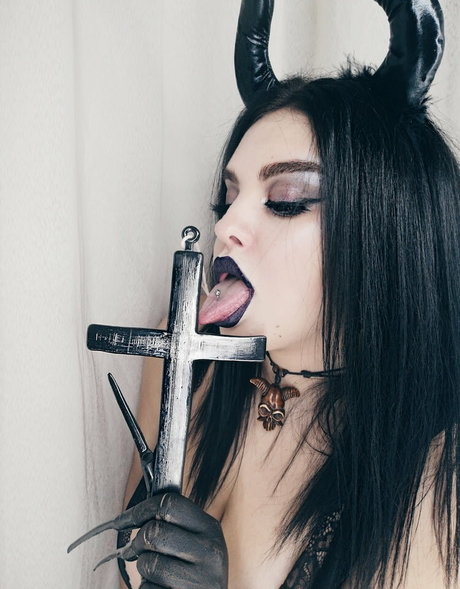 Anna Sivona star porn gallery