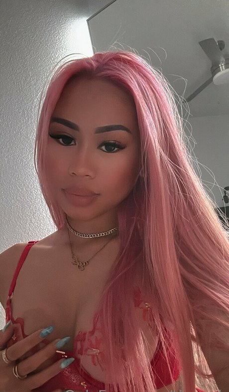 pretty ebony onlyfans free photos