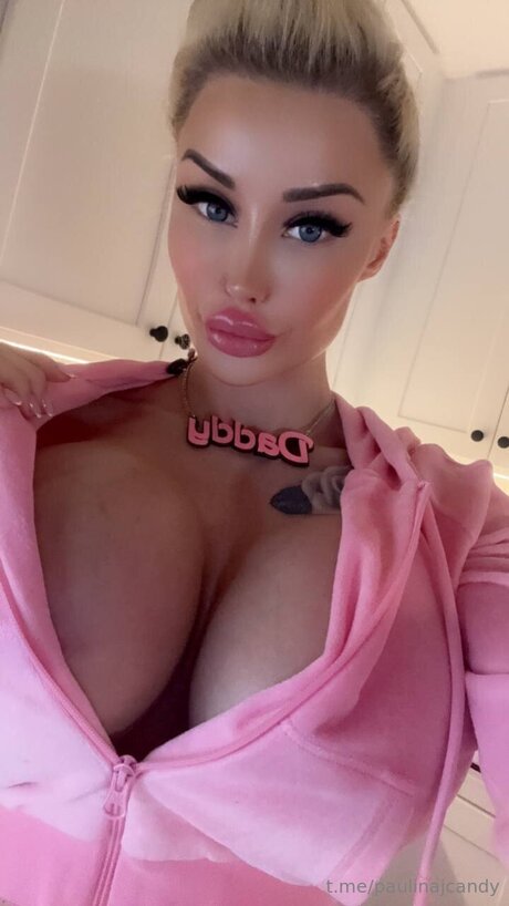 Paulina J Candy star top photo