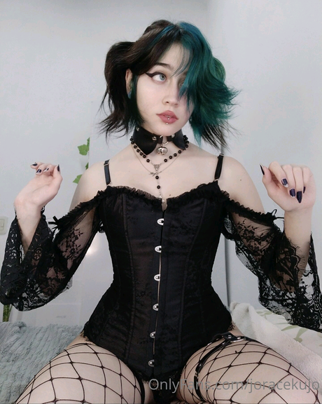 tattooed shemale onlyfans nude photos