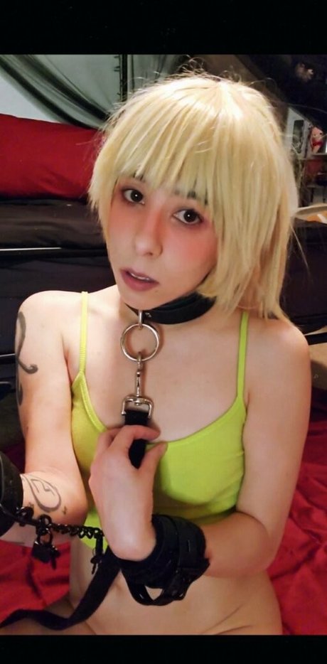 Nomnstromn naked star picture