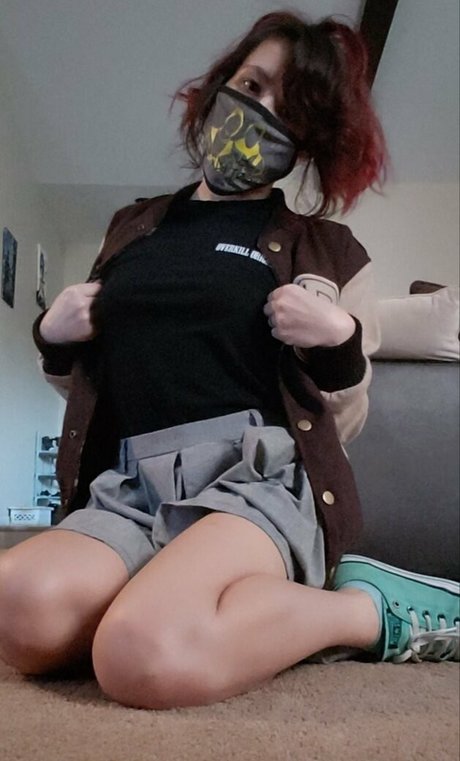 Nomnstromn model top images