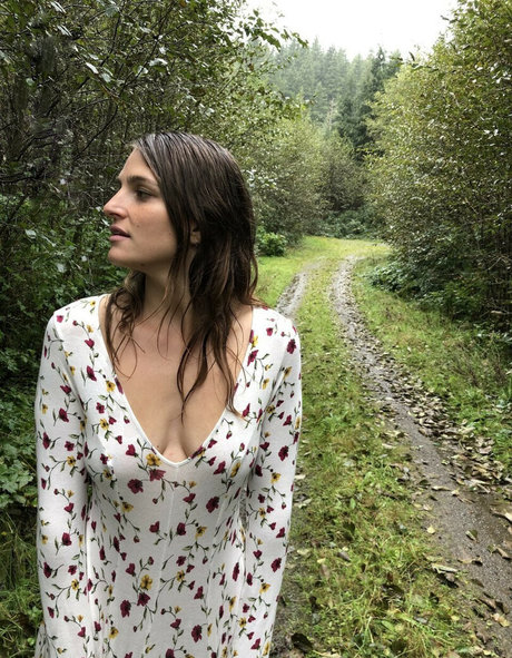 Nicolle Love pornstar nudes pictures