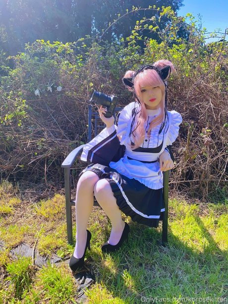 Evie Rain model exclusive photos