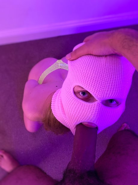 blonde deepthroat onlyfans top pictures