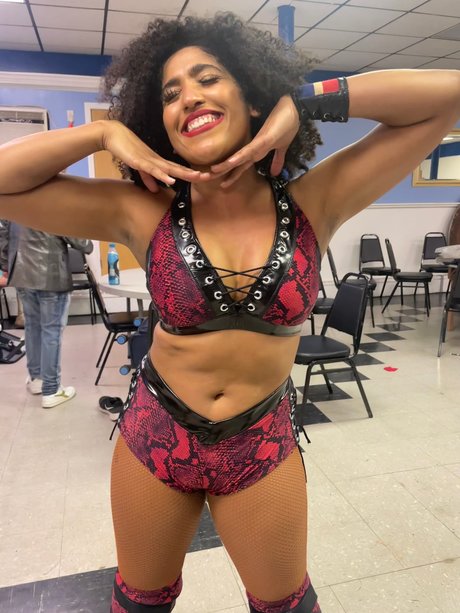 Marti Belle pornstar perfect img