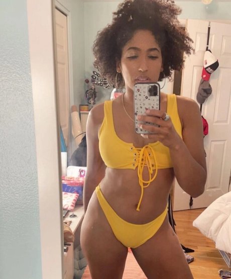 male onlyfans sexy naked image