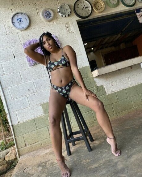 18 free onlyfans exclusive img