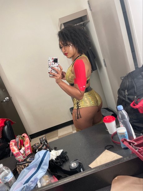 gym onlyfans top photo