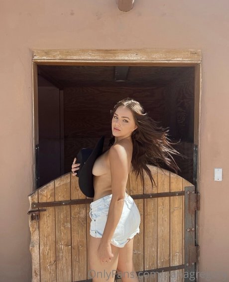 Oana Gregory pornstar erotic gallery