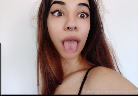 Emily Anne Gordon model naked photo