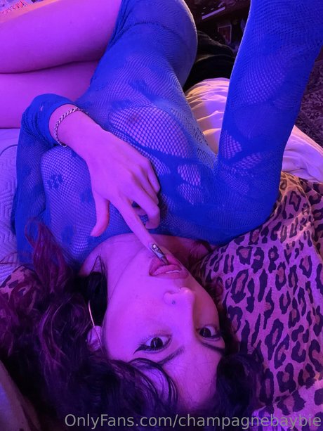 Digital Girl pretty pornstar pics