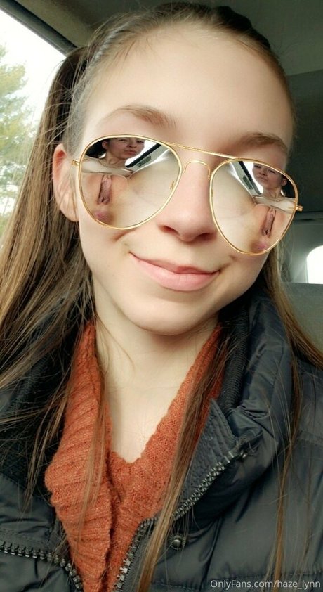 Haze Lynn art model photo