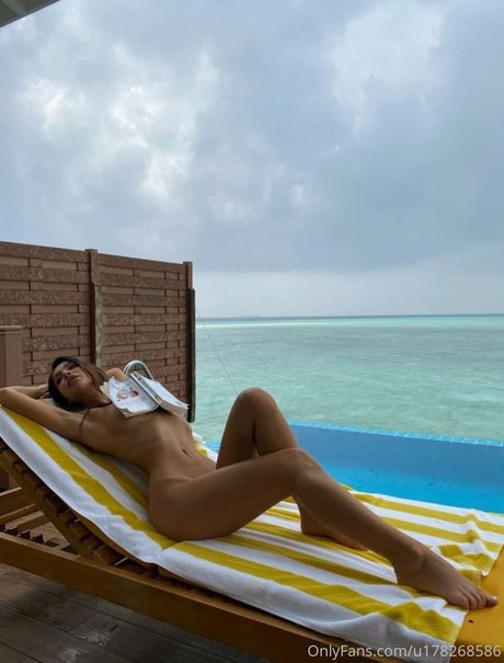 cuckquean onlyfans erotic picture