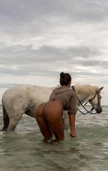 Natalia Monomur fit model xxx images