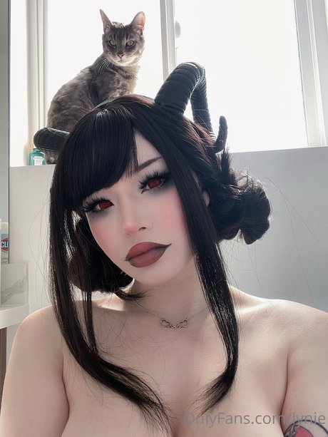 lynienicole free pornstar picture
