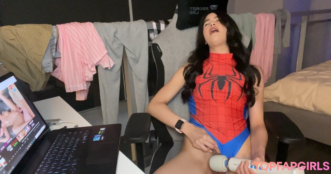 RorrieGomez model high quality pictures