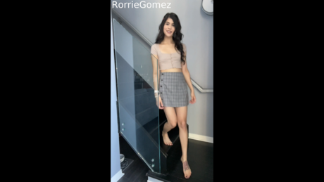 RorrieGomez model erotic photos