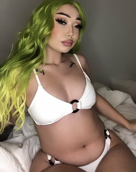 ulildevil sexy actress photos