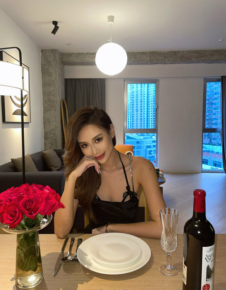 Joanna Li adult star picture