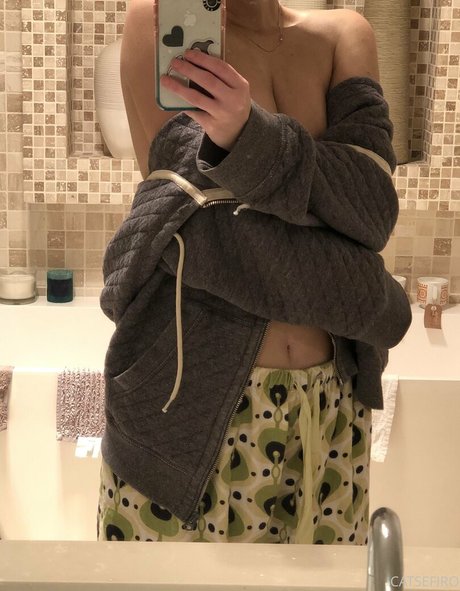 Catsefiro sexy pornstar images