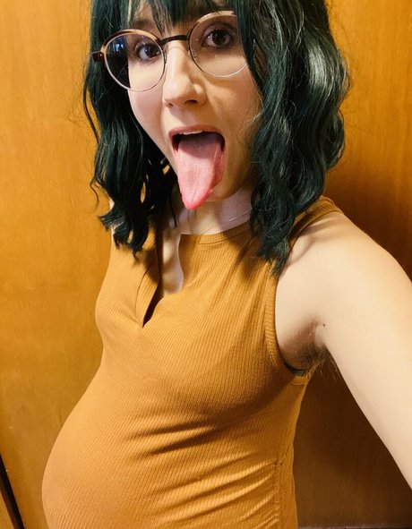 gym shorts onlyfans art naked picture