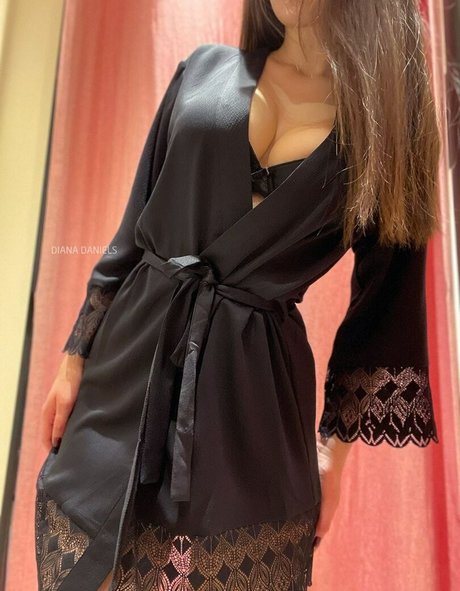 Diana Daniels perfect pornstar image