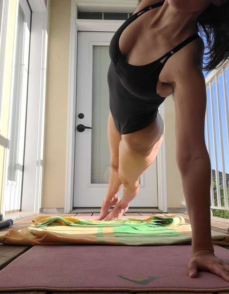 tiny onlyfans pretty galleries