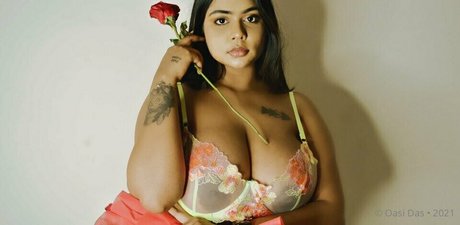 Oasi Das nude pornstar pic
