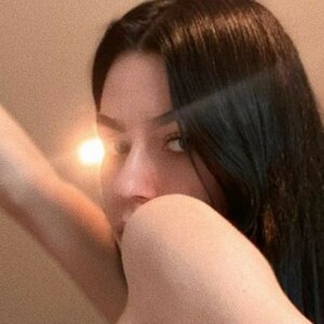 GABBANA GAGS pornstar pretty photos