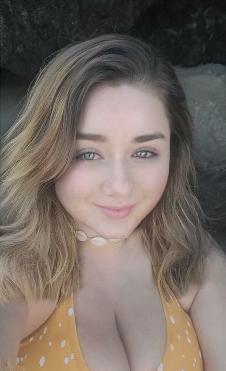 Lillie007 pornstar top gallery