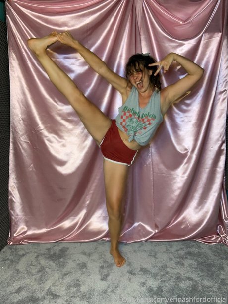 Erin Ashford star hot image