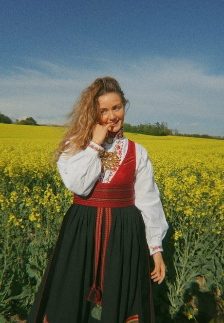 eyes onlyfans free pic