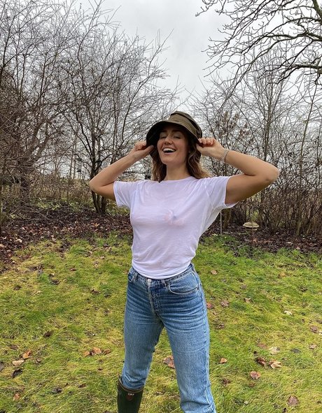 milf yoga onlyfans art porn photos