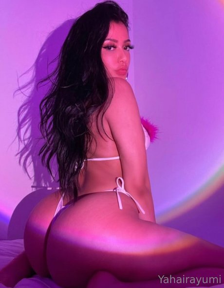 Yahaira Yumi adult actress photo