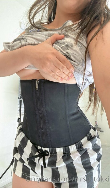 Miso Tokki model sexy gallery